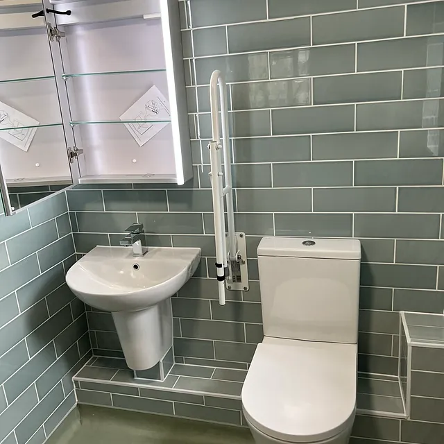 Example Alan Hall Plumbing finished bathroom