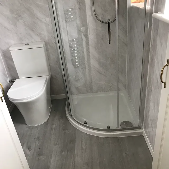 Example Alan Hall Plumbing finished bathroom