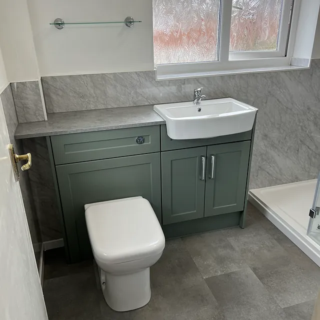 Example Alan Hall Plumbing finished bathroom