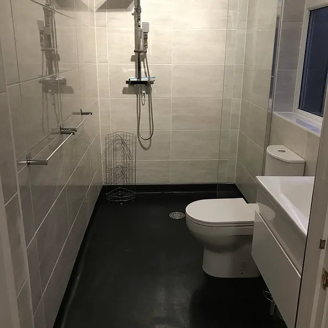 Example Alan Hall Plumbing finished bathroom