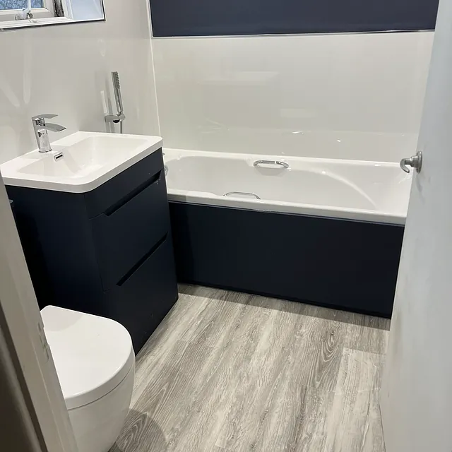 Example Alan Hall Plumbing finished bathroom
