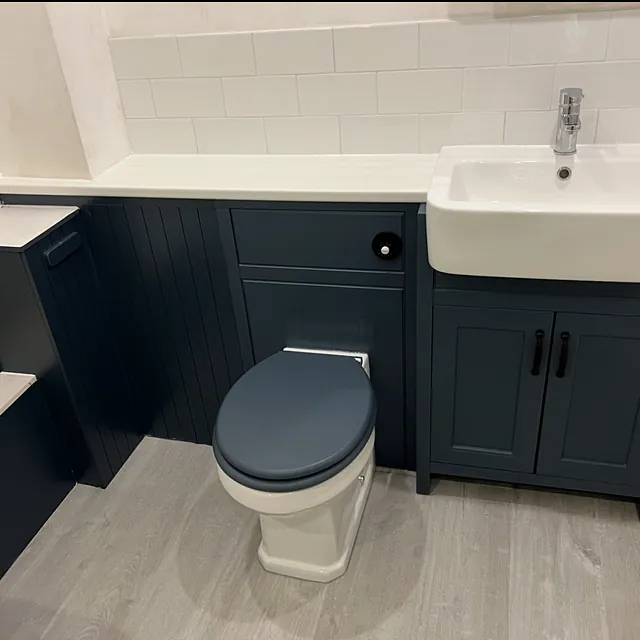 Example Alan Hall Plumbing finished bathroom