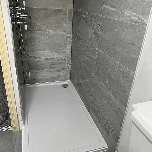 Example Alan Hall Plumbing finished bathroom